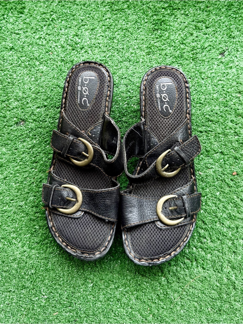 B.O.C. Born Concept Black Leather Double Buckle Wedge Sandals Women's US 8 / EU